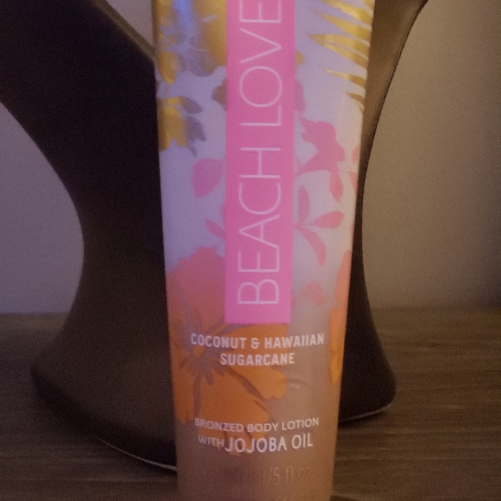 Bronzed body lotion